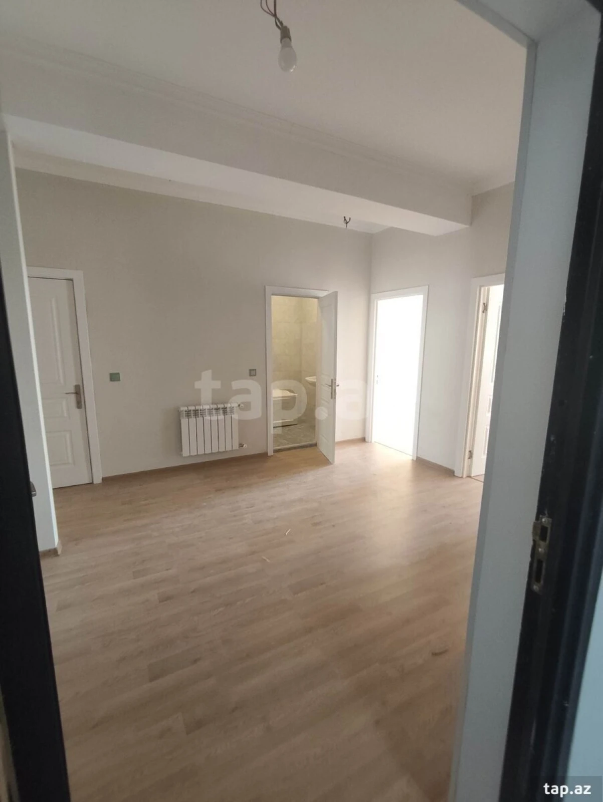 Kirayə verilir 3 otaqlı yeni tikili 98.1 m²