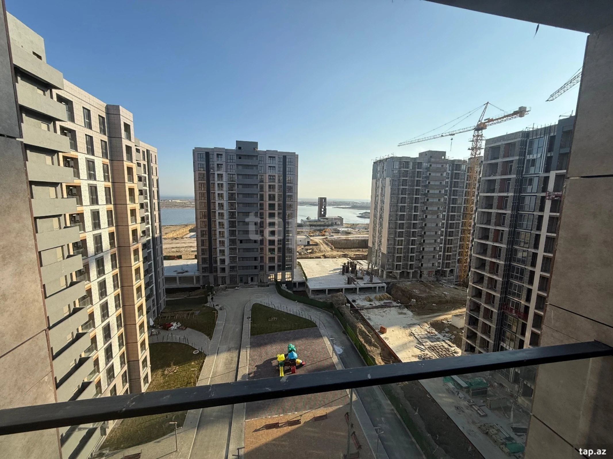 Satılır 4 otaqlı yeni tikili 102 m²