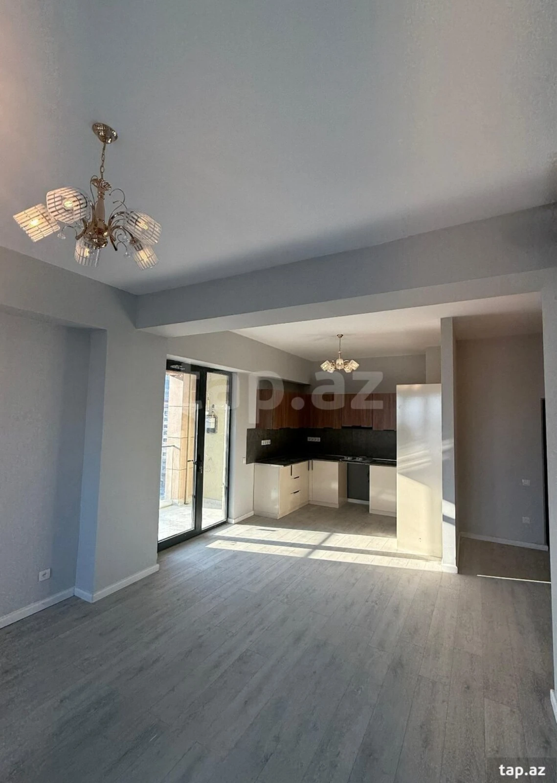 Satılır 4 otaqlı yeni tikili 102 m²