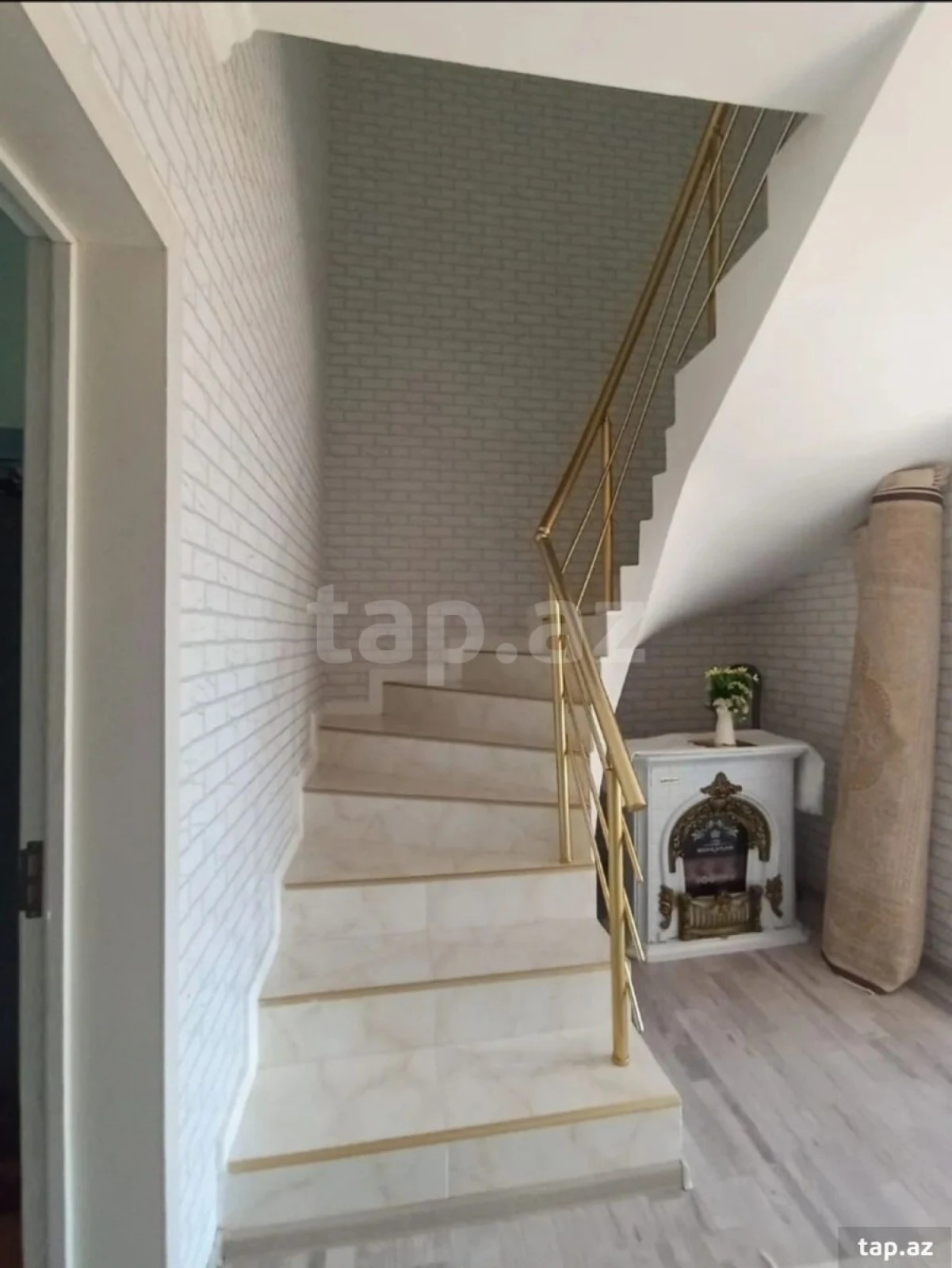 Kirayə verilir 5 otaqlı həyət evi