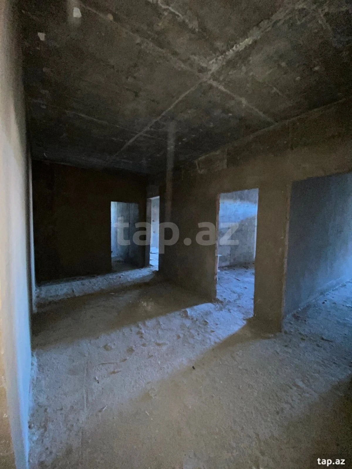 Satılır 3 otaqlı yeni tikili 136 m²