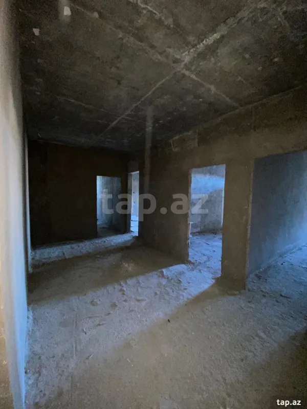 Satılır 3 otaqlı yeni tikili 136 m²