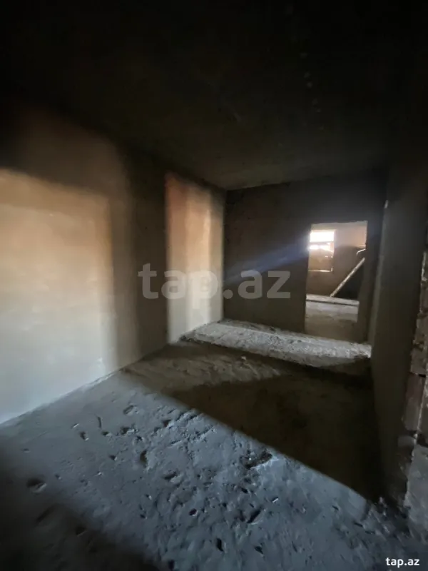 Satılır 3 otaqlı yeni tikili 136 m²