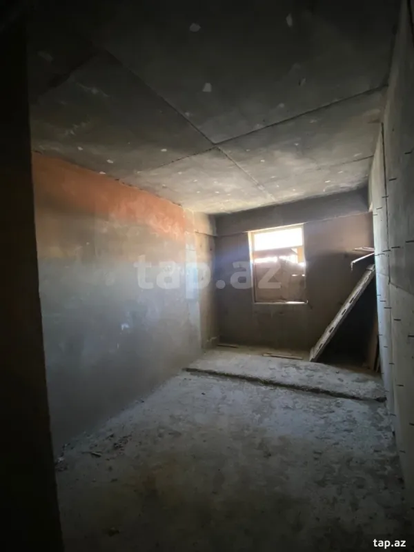 Satılır 3 otaqlı yeni tikili 136 m²