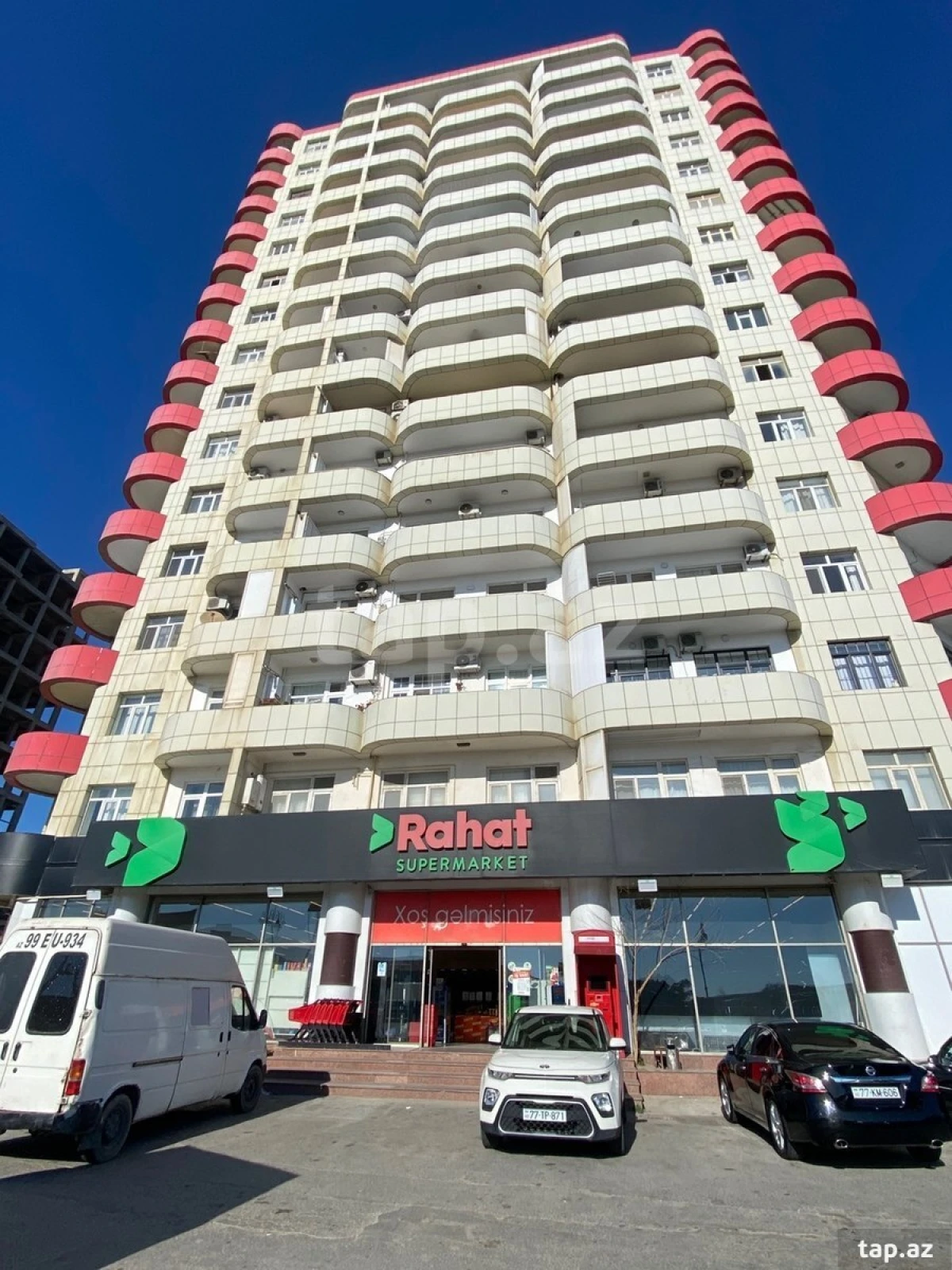 Satılır 3 otaqlı yeni tikili 136 m²