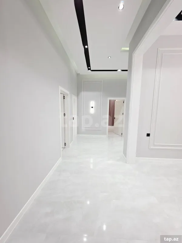 Satılır 4 otaqlı həyət evi