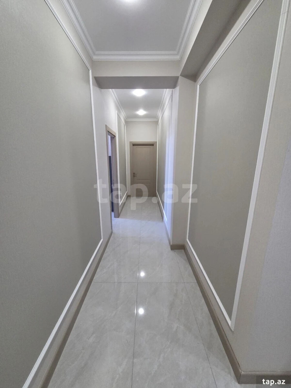 Kirayə verilir 2 otaqlı yeni tikili 90 m²
