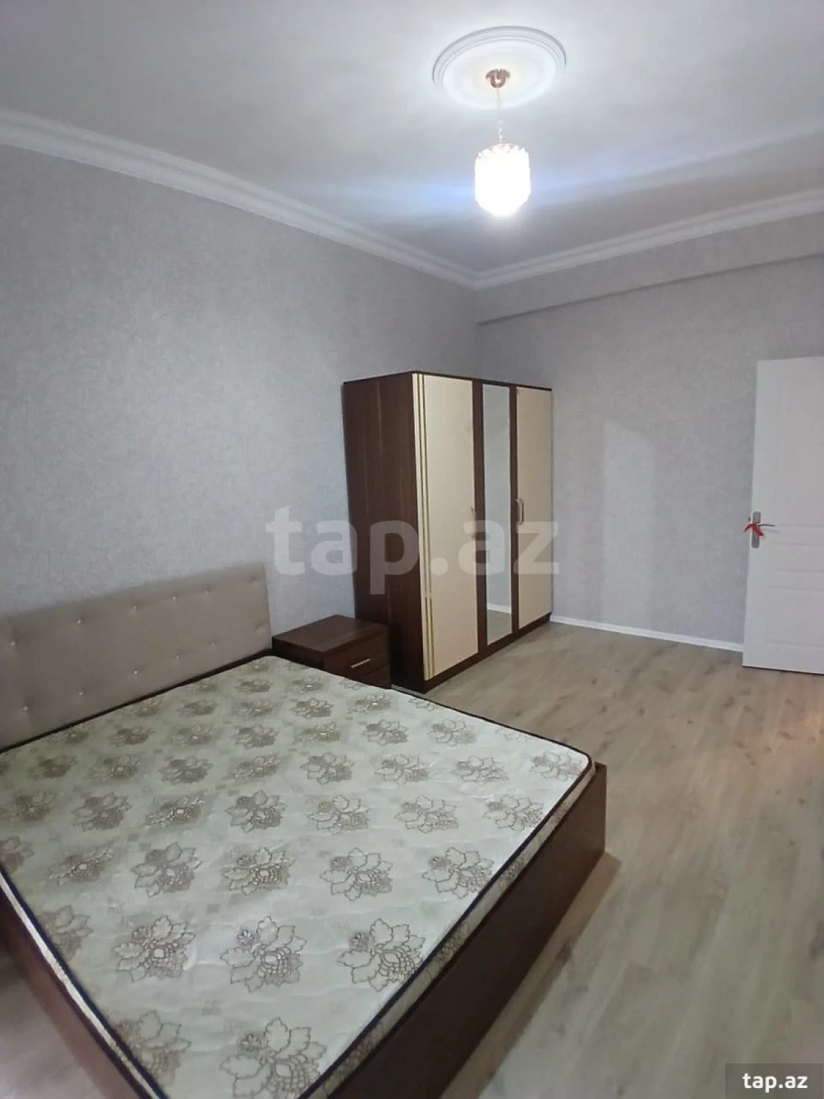 Kirayə verilir 2 otaqlı yeni tikili 68 m²
