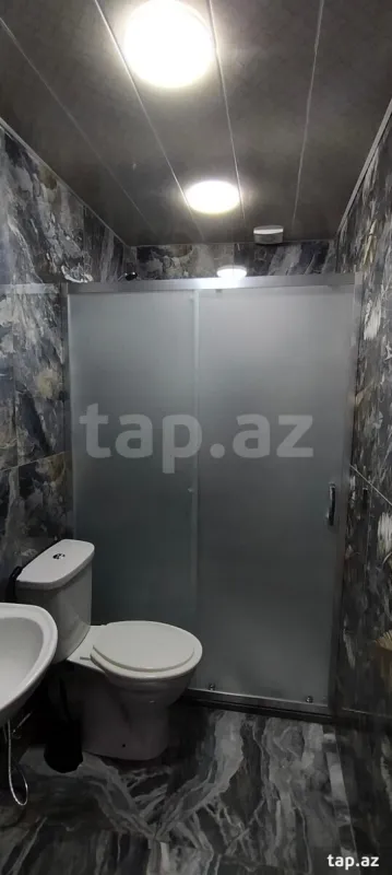 Kirayə verilir 2 otaqlı yeni tikili 45 m²