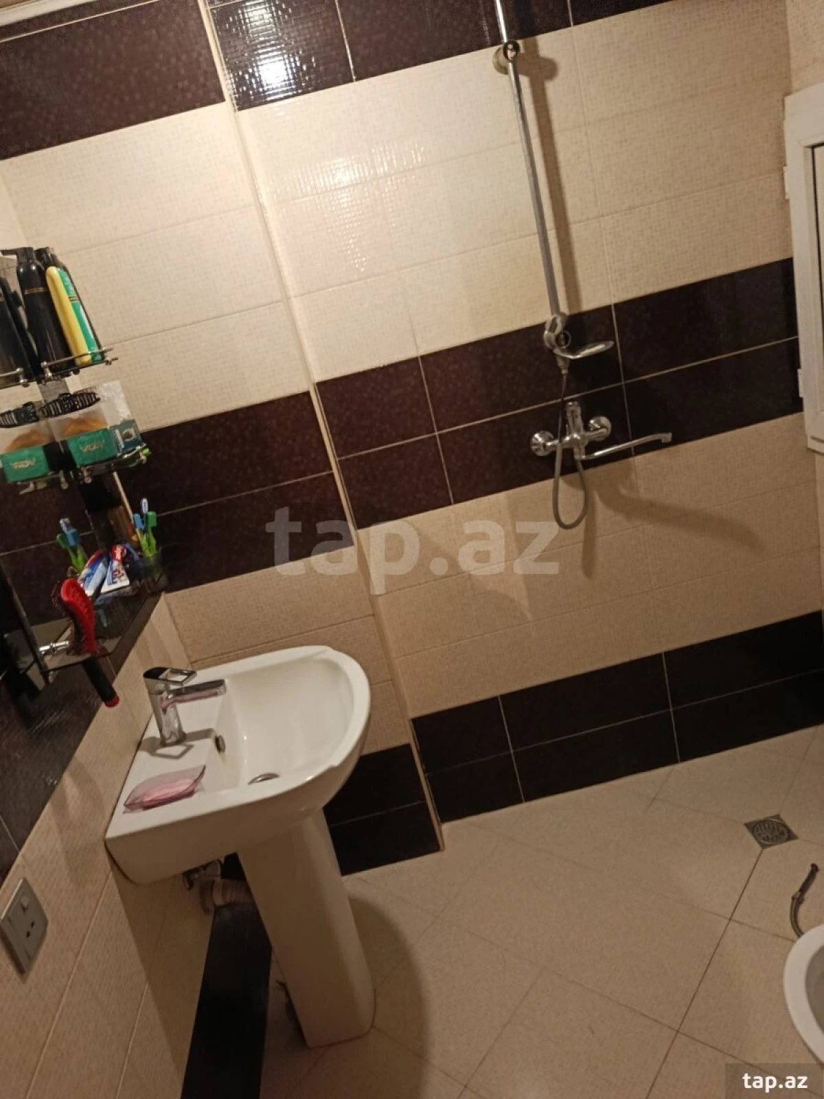 Kirayə verilir 2 otaqlı yeni tikili 55 m²