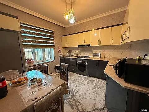 Satılır 4 otaqlı həyət evi