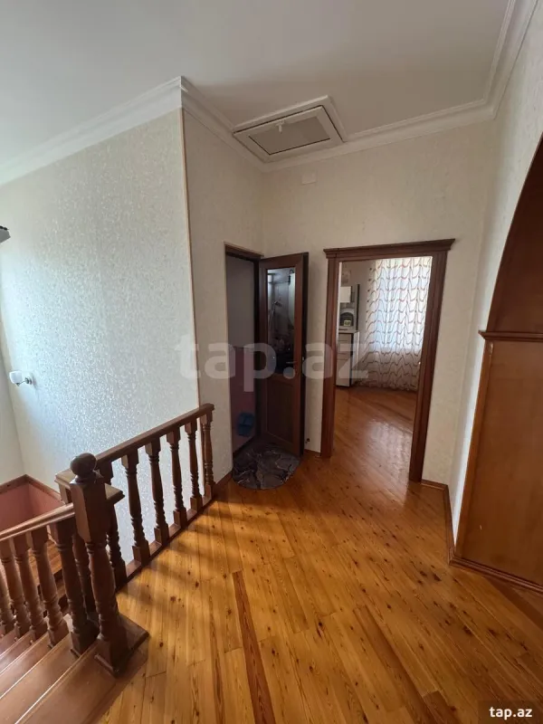 Satılır 5 otaqlı həyət evi