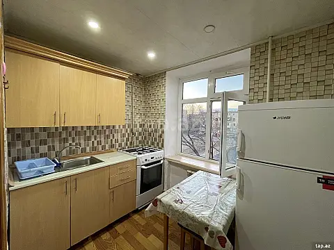 Kirayə verilir 2 otaqlı mənzil 50 m²