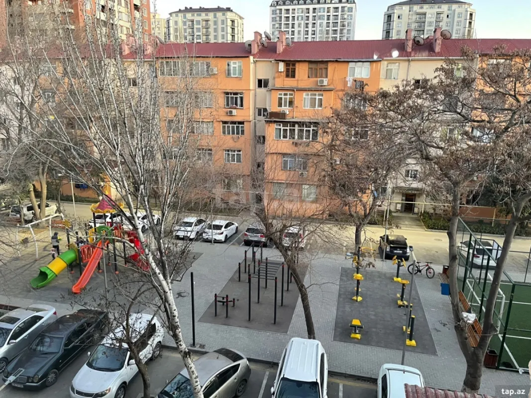 Kirayə verilir 2 otaqlı mənzil 50 m²