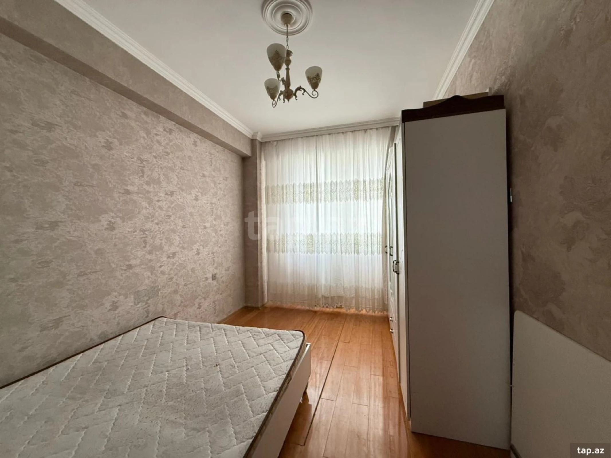 Kirayə verilir 2 otaqlı yeni tikili 62 m²