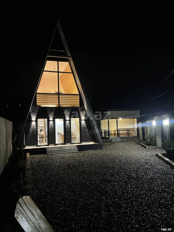 Satılır 4 otaqlı həyət evi