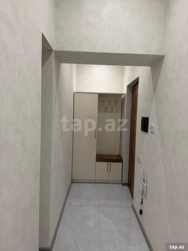 Kirayə verilir 2 otaqlı yeni tikili 72 m²