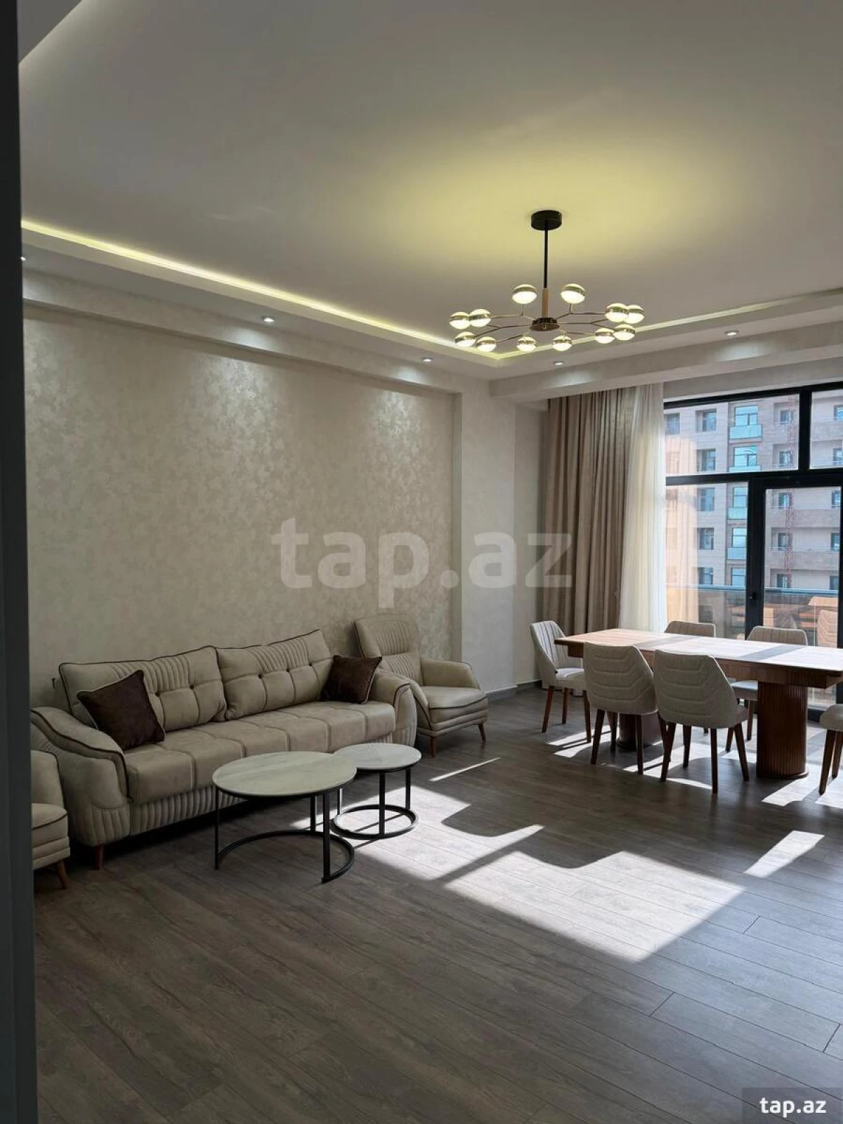 Kirayə verilir 2 otaqlı yeni tikili 72 m²