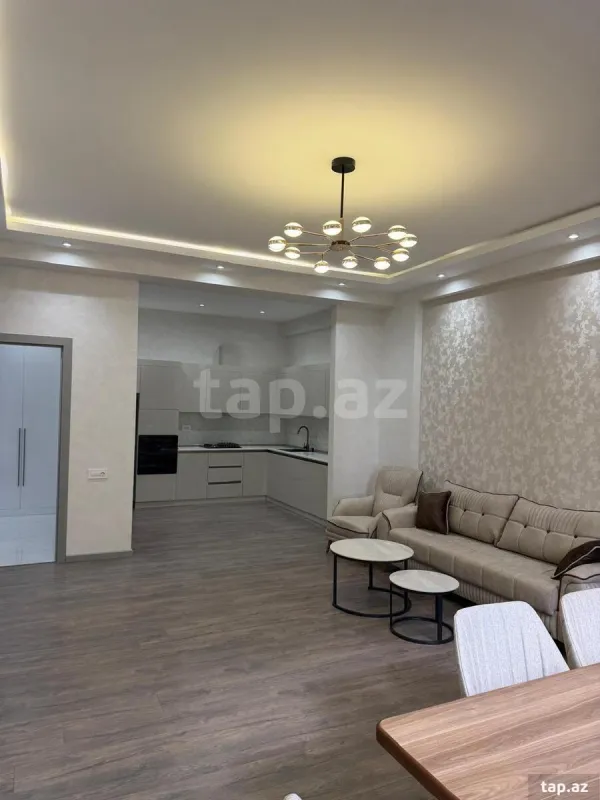 Kirayə verilir 2 otaqlı yeni tikili 72 m²