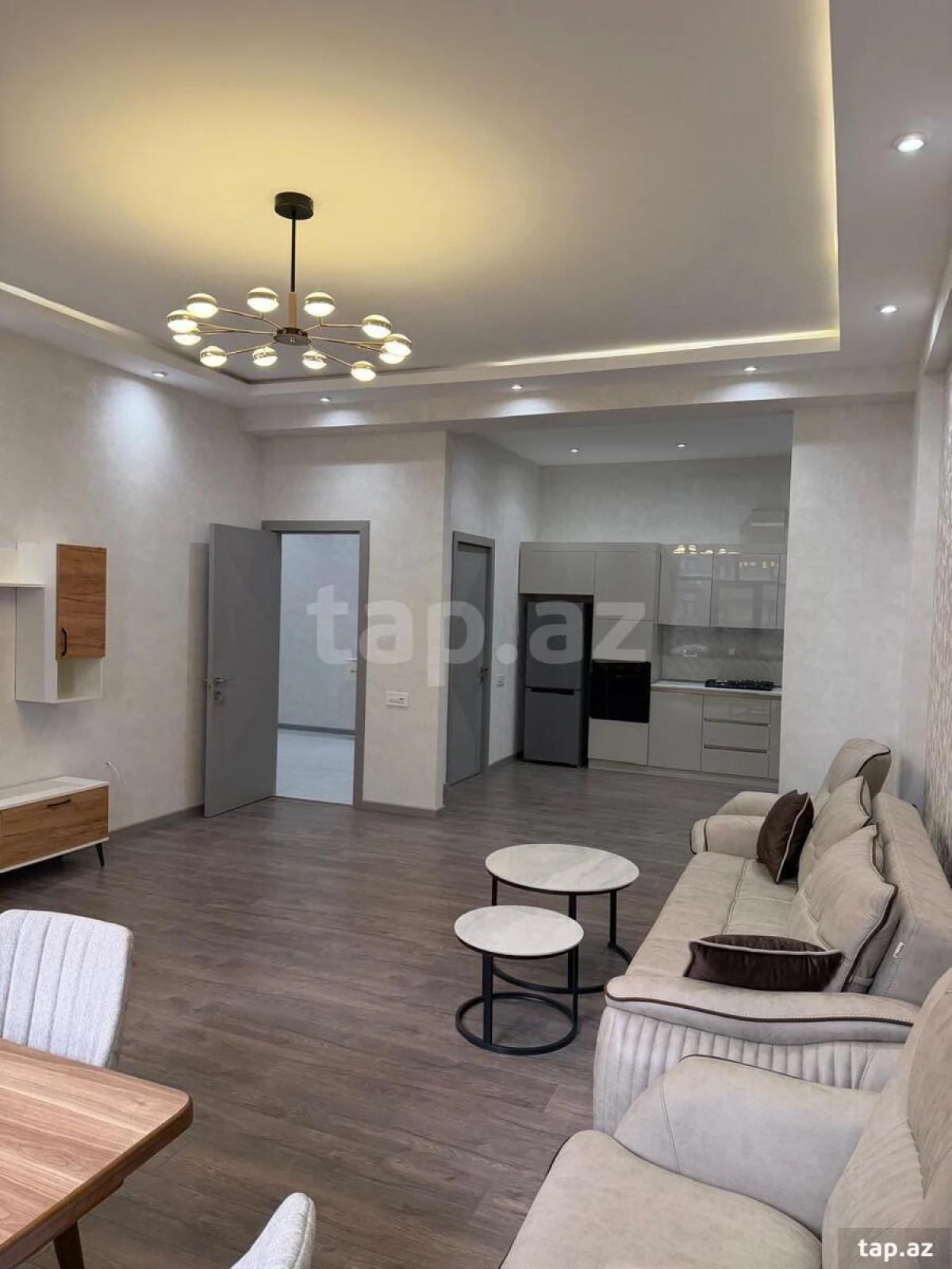 Kirayə verilir 2 otaqlı yeni tikili 72 m²
