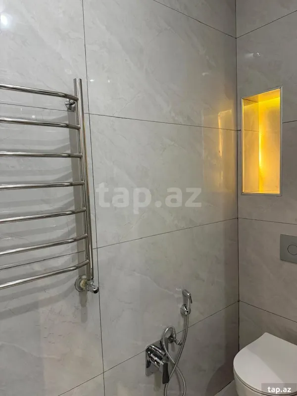 Kirayə verilir 2 otaqlı yeni tikili 72 m²