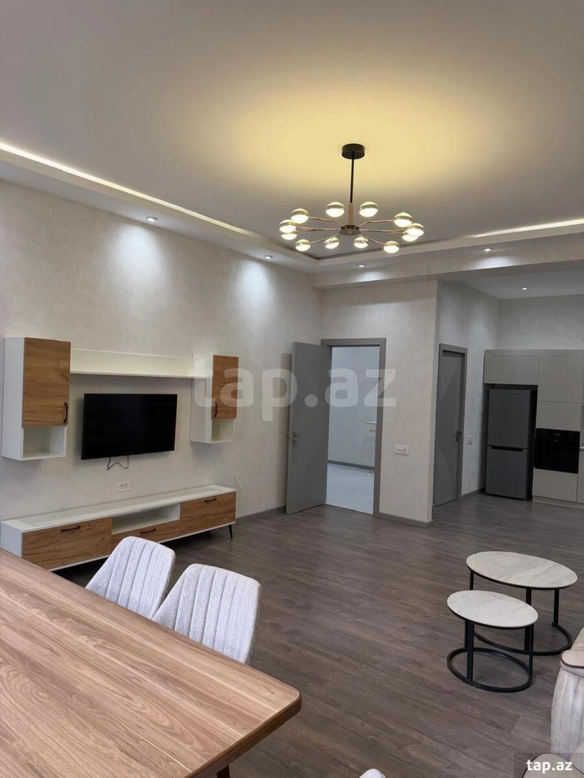 Kirayə verilir 2 otaqlı yeni tikili 72 m²