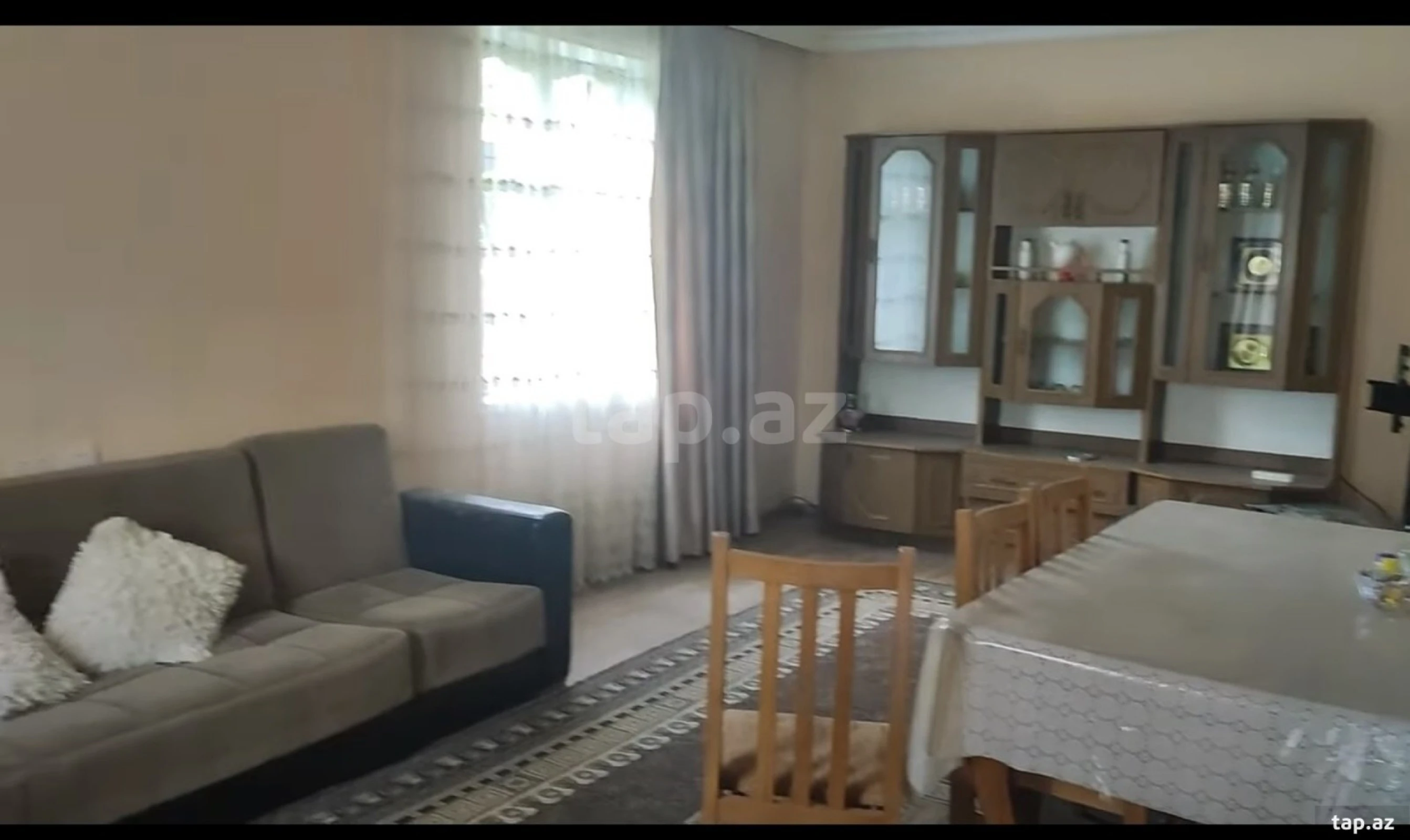 Satılır 5 otaqlı həyət evi