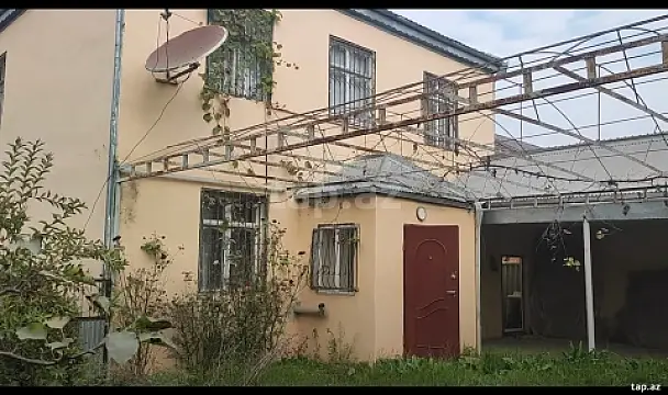 Satılır 5 otaqlı həyət evi — Balakən 5 otaq