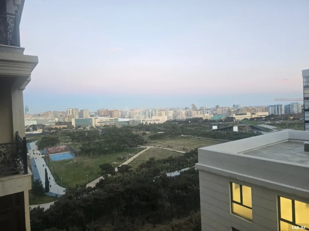 Kirayə verilir 3 otaqlı yeni tikili 114 m²