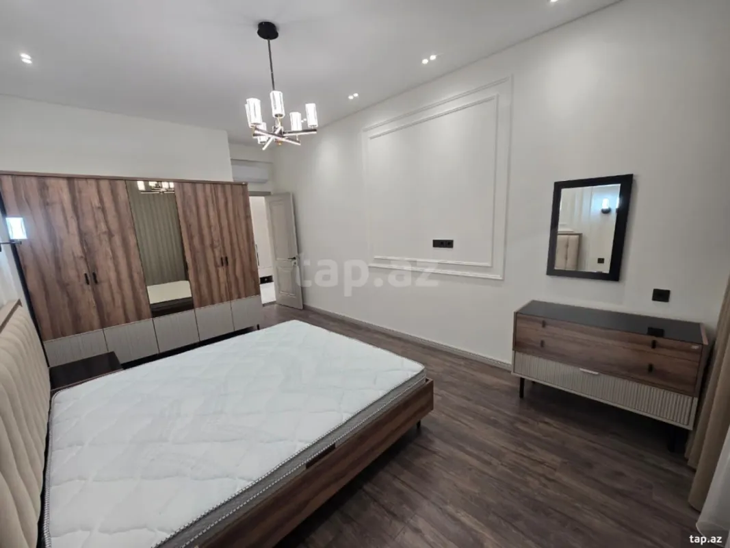 Kirayə verilir 3 otaqlı yeni tikili 114 m²