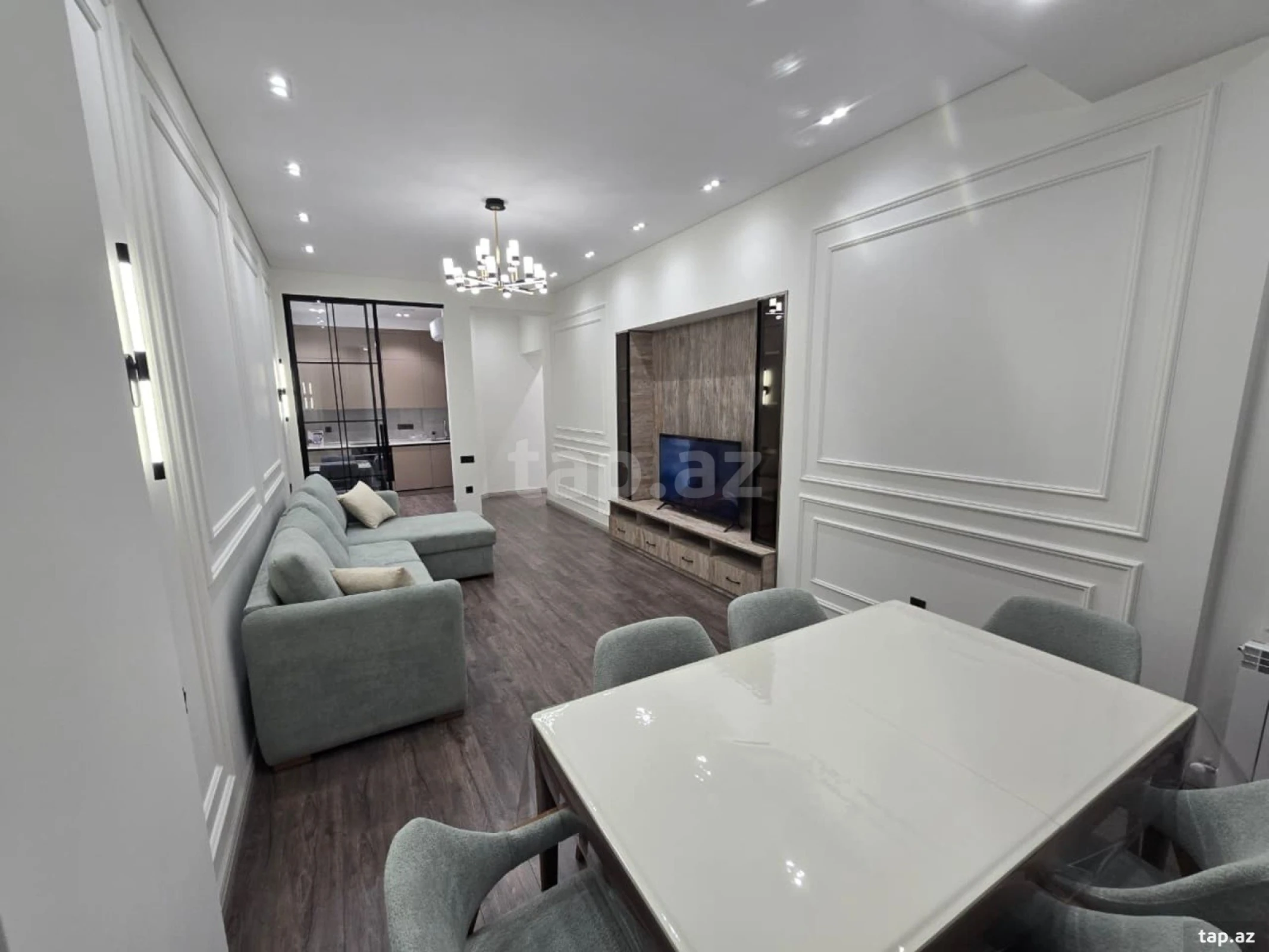 Kirayə verilir 3 otaqlı yeni tikili 114 m²