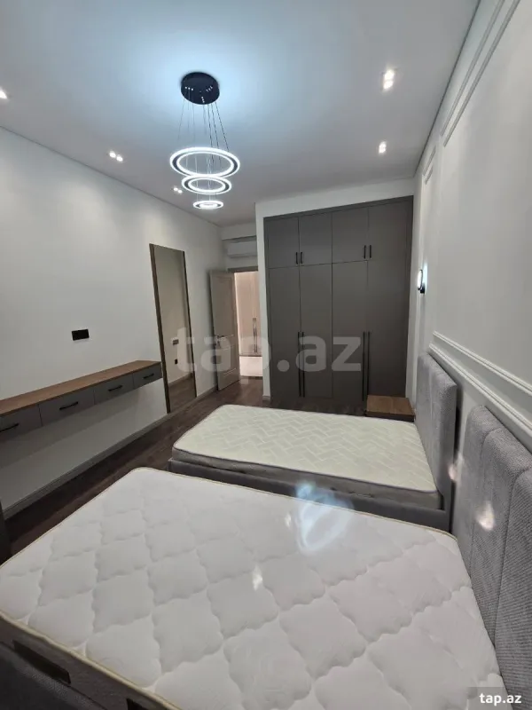 Kirayə verilir 3 otaqlı yeni tikili 114 m²