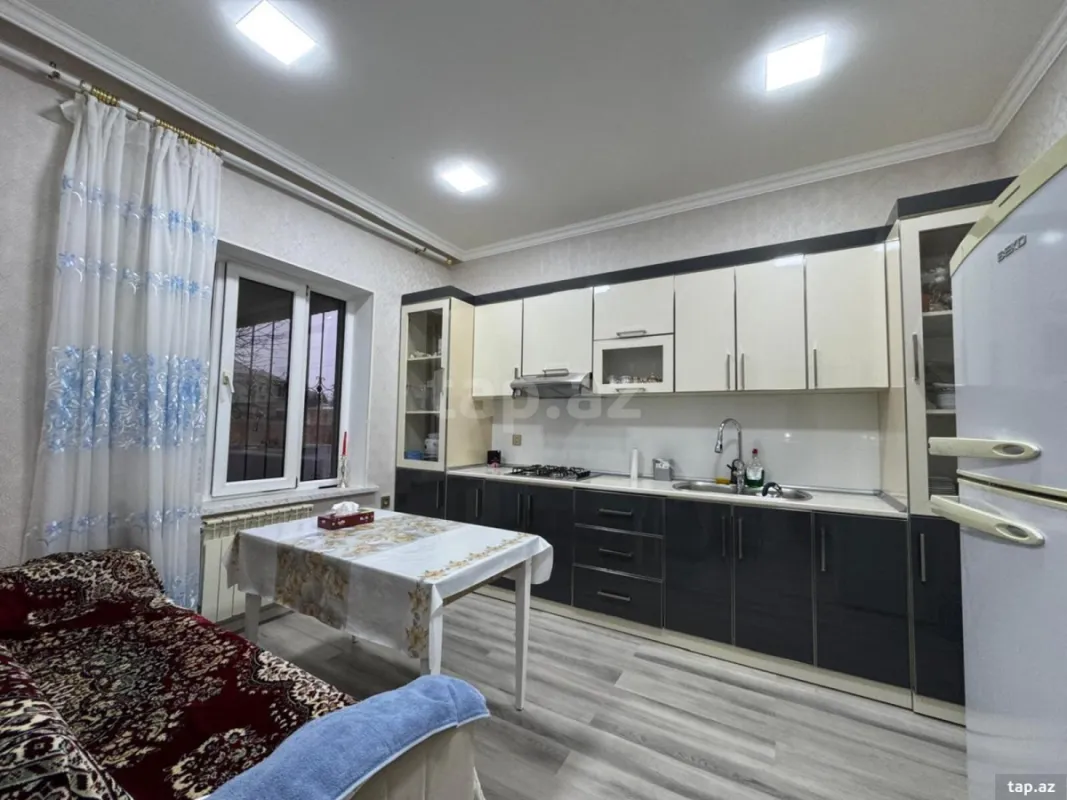 Satılır 3 otaqlı həyət evi