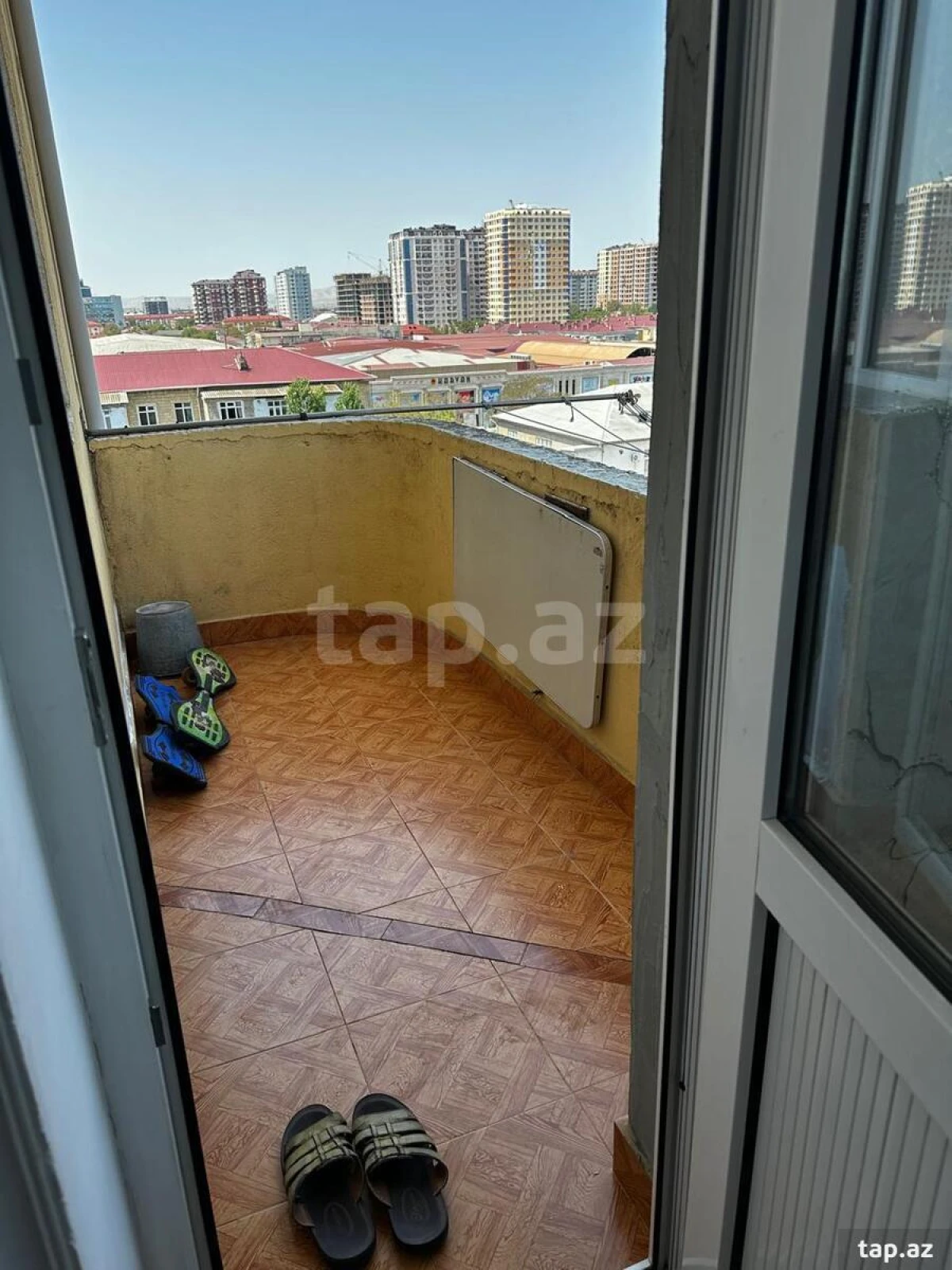 Kirayə verilir 3 otaqlı yeni tikili 100 m²