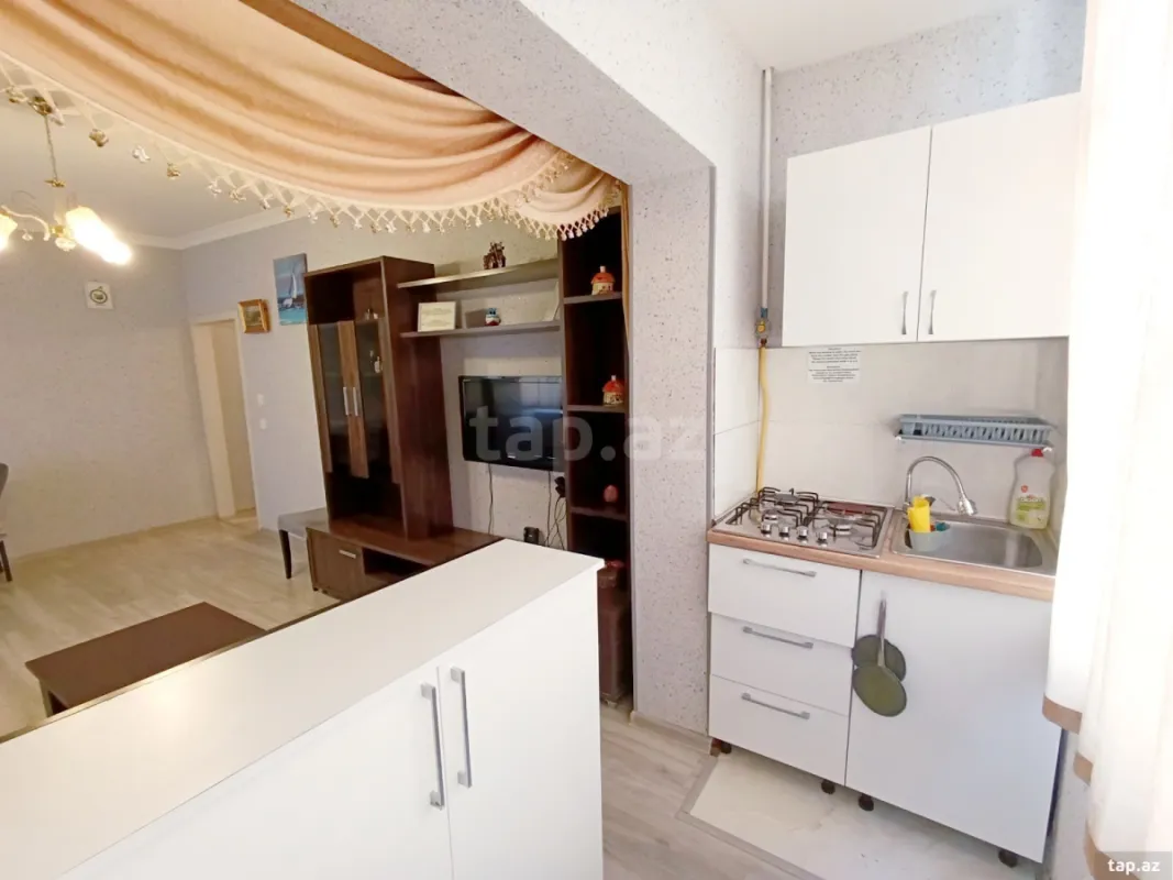Satılır 1 otaqlı mənzil 50 m²