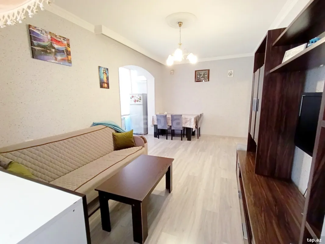 Satılır 1 otaqlı mənzil 50 m²