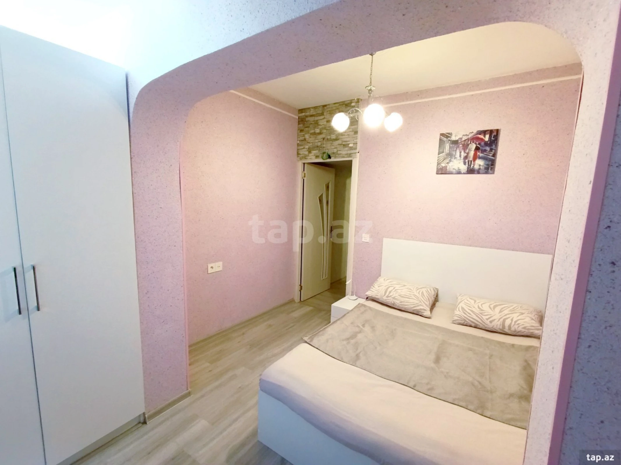 Satılır 1 otaqlı mənzil 50 m²