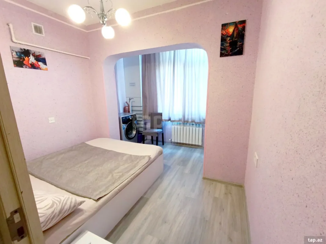Satılır 1 otaqlı mənzil 50 m²