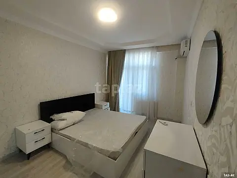 Kirayə verilir 3 otaqlı yeni tikili 130 m²