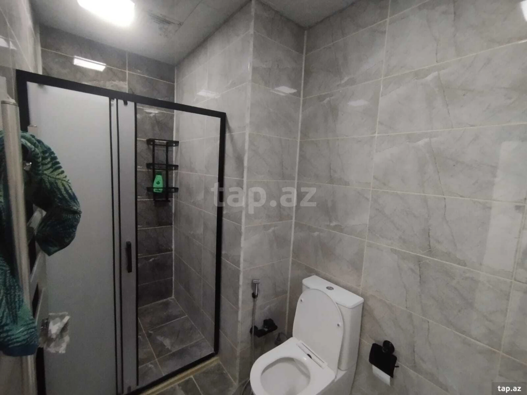 Kirayə verilir 3 otaqlı yeni tikili 130 m²