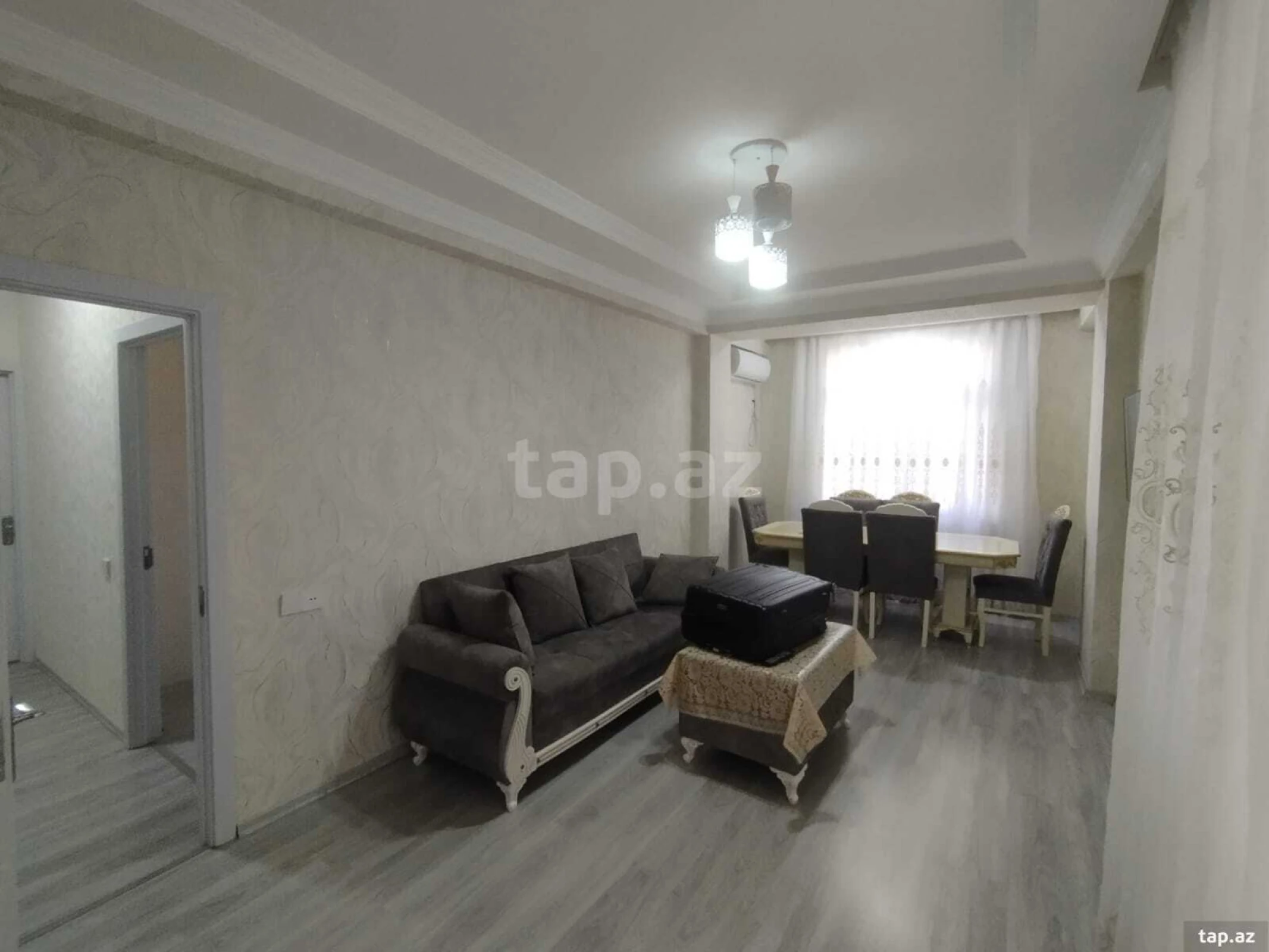 Kirayə verilir 3 otaqlı yeni tikili 130 m²