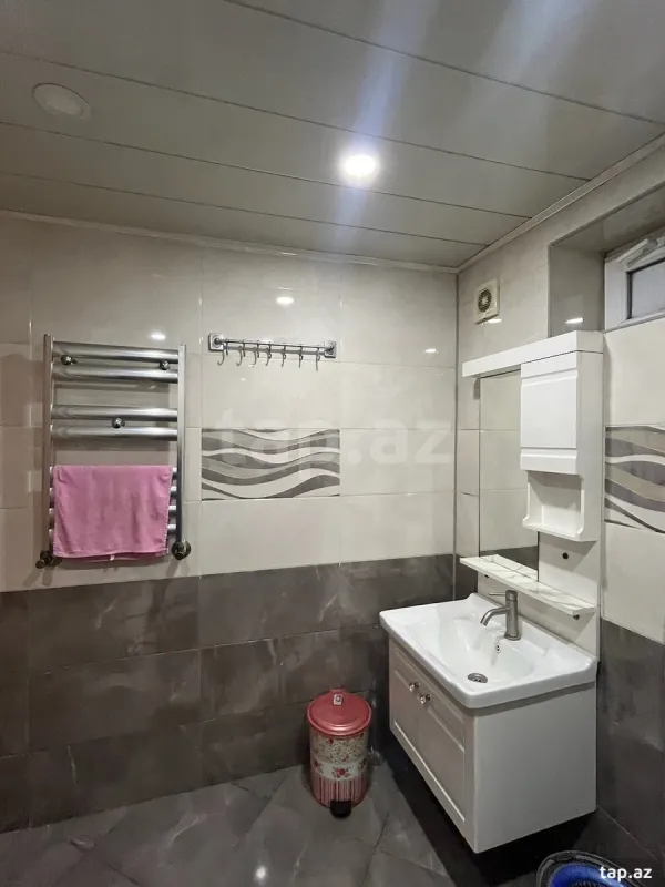 Kirayə verilir 2 otaqlı həyət evi