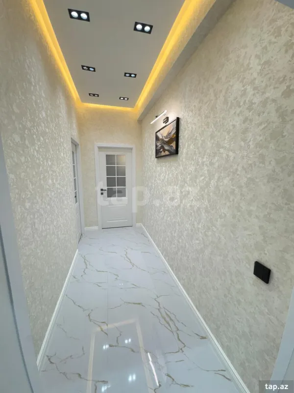 Satılır 3 otaqlı yeni tikili 112 m²