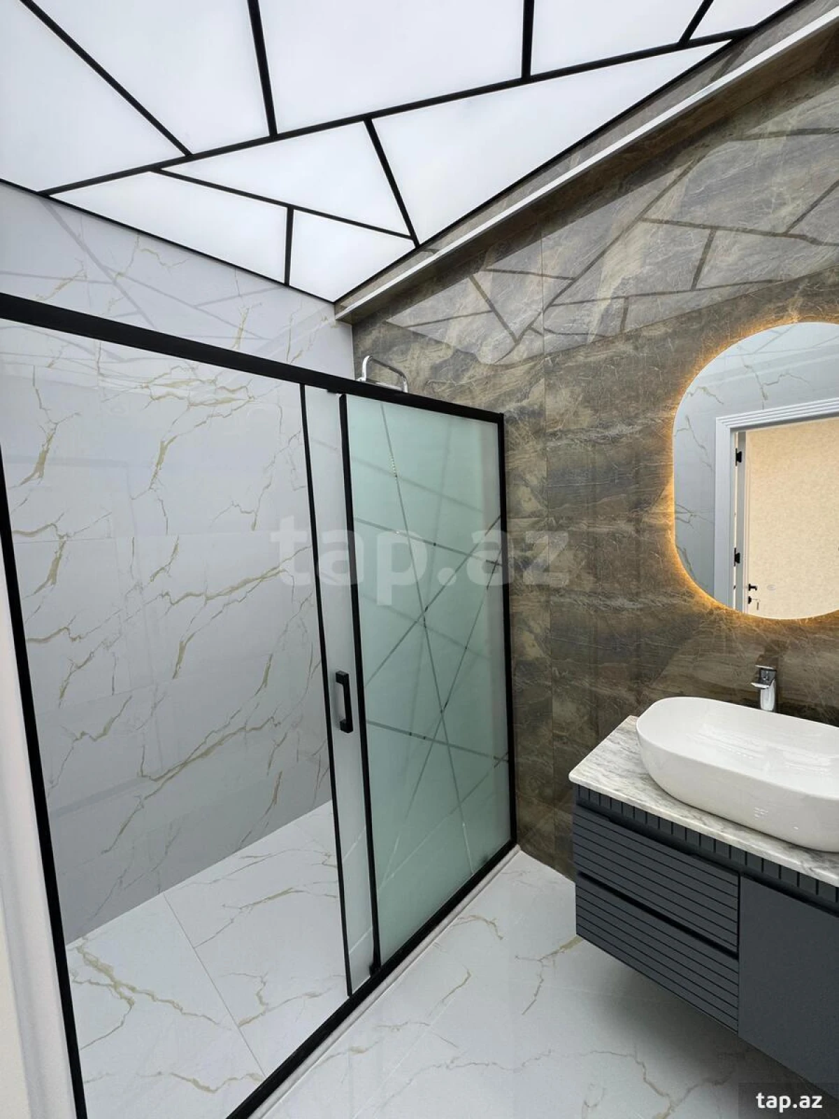 Satılır 3 otaqlı yeni tikili 112 m²