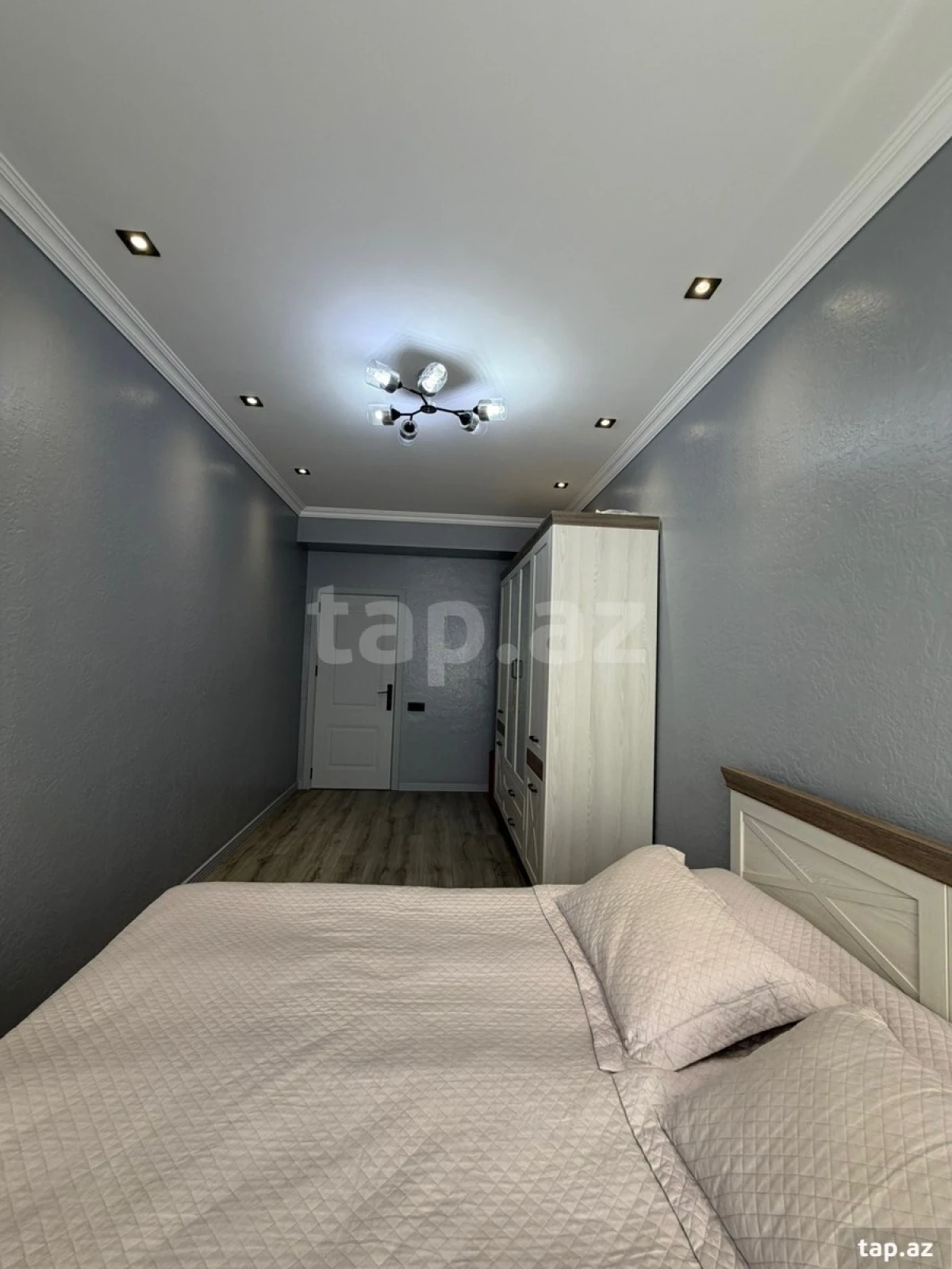 Satılır 4 otaqlı yeni tikili 100 m²