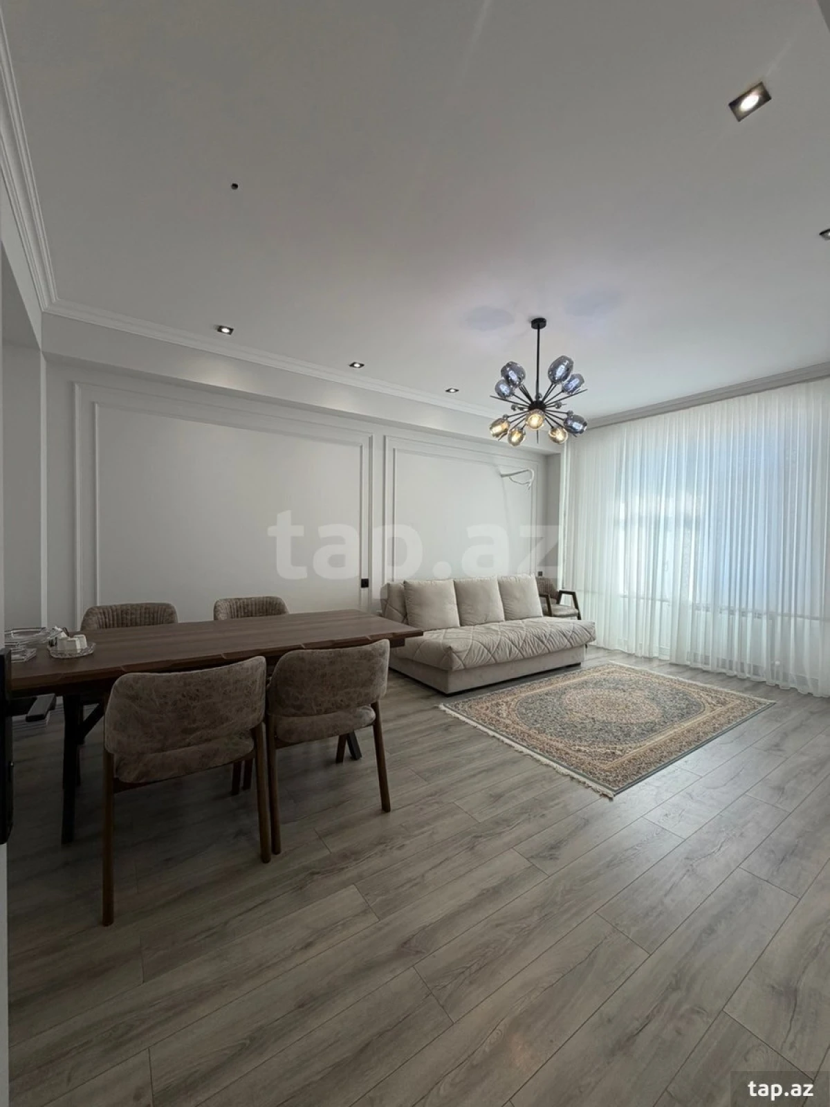 Satılır 4 otaqlı yeni tikili 100 m²