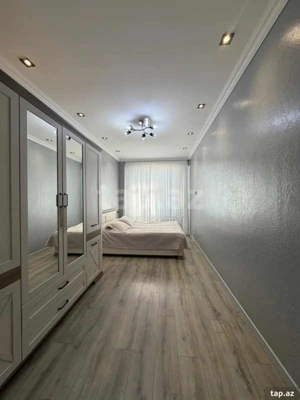 Satılır 4 otaqlı yeni tikili 100 m²