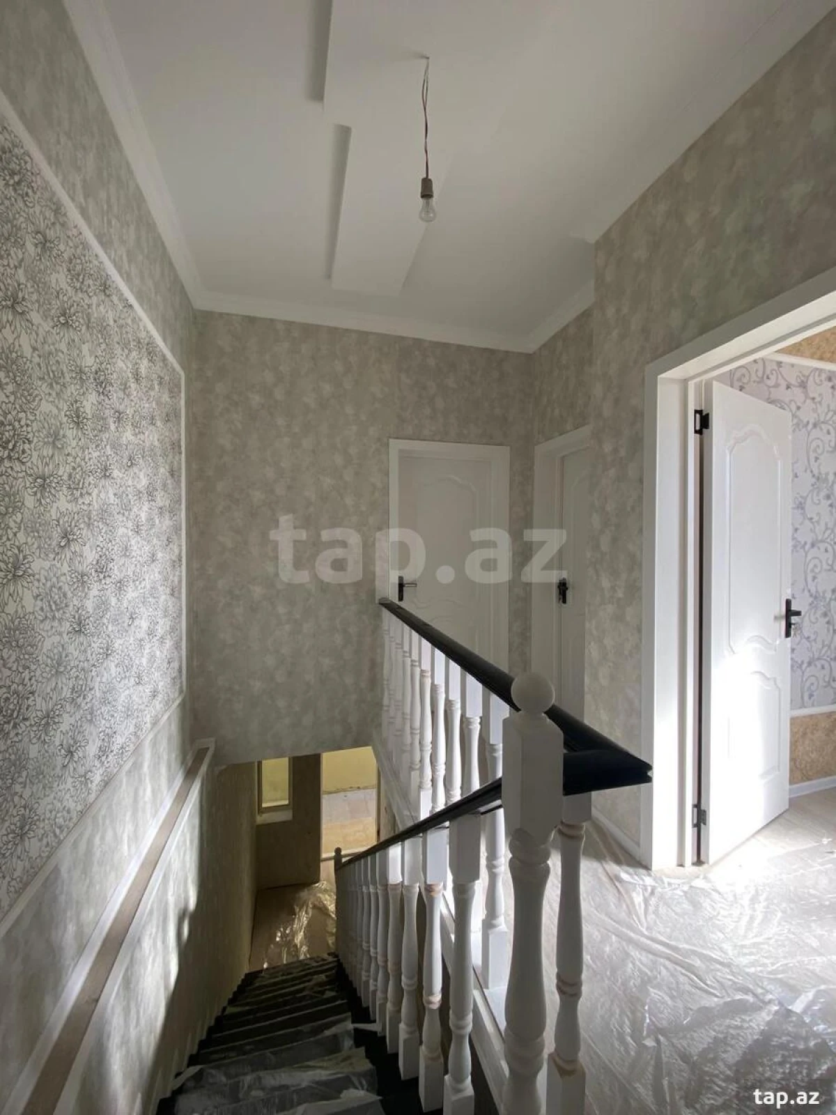 Satılır 4 otaqlı həyət evi