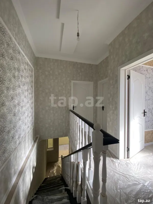 Satılır 4 otaqlı həyət evi