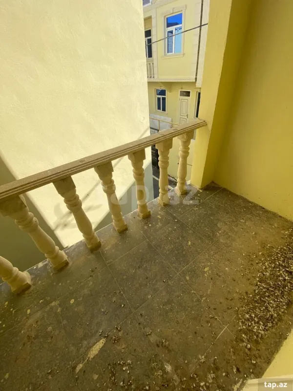 Satılır 4 otaqlı həyət evi